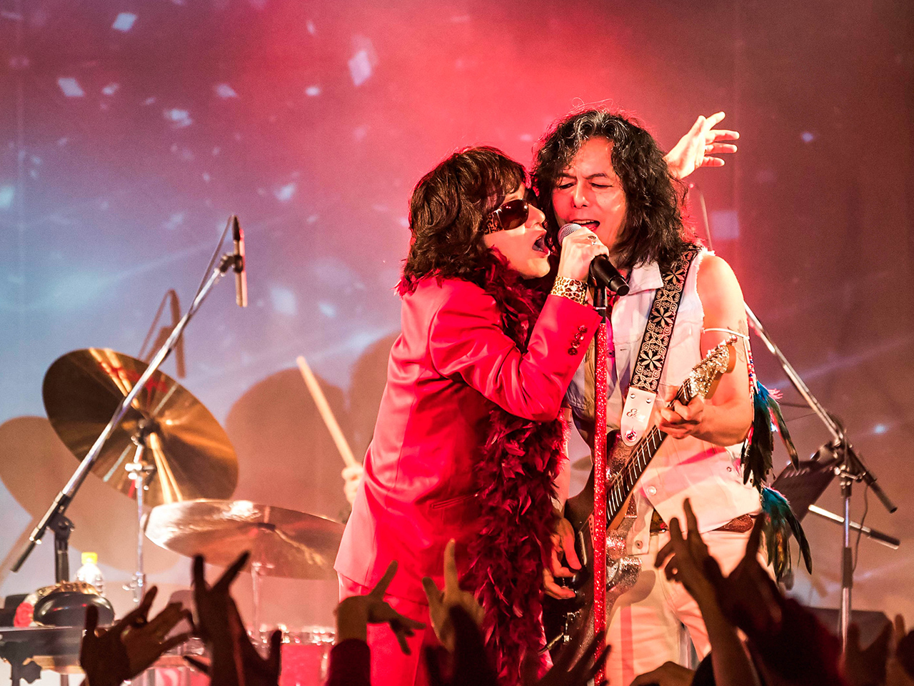 Diamond Shake tour 2023 “Love is R&R”